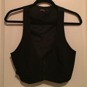 F21 - Black Cropped Waistcoat