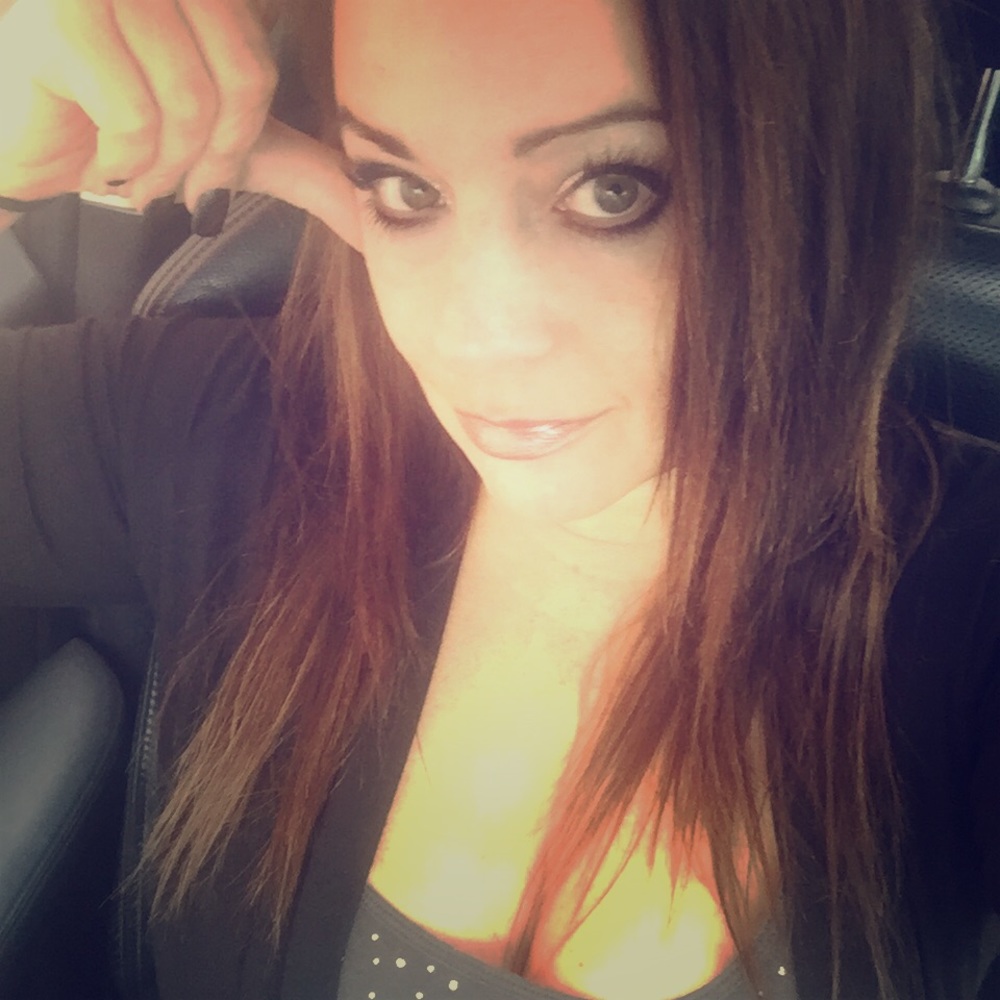 Meet your Posher, Andrea