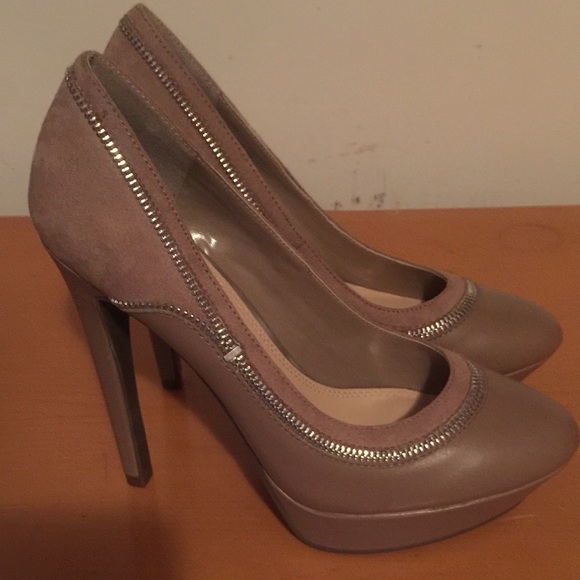 🎀BRAND NEW Jessica Simpson pumps - Picture 2 of 4