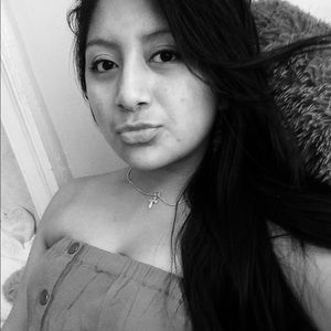 Meet your Posher, Nathaly