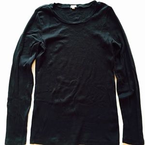 Perfect Fit Long Sleeve Crewneck Tee in S