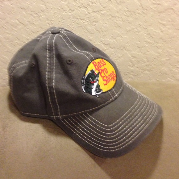 Bass pro shop baseball cap like new