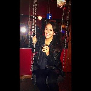 Meet your Posher, Diana