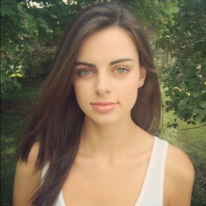 Meet your Posher, Lucy