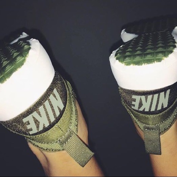 Olive roshe woven
