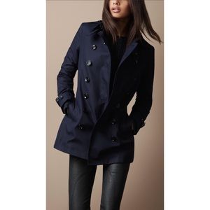 💸24hr Flash Sale💸 Navy Trench Coat- Nine West
