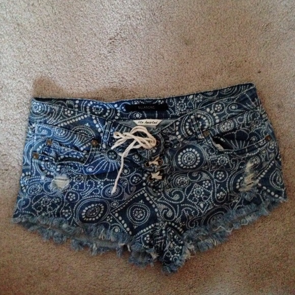 Frayed Denim Shorts with String Detail