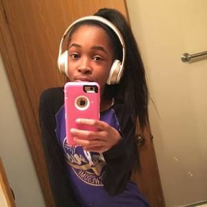 Meet your Posher, Rayne