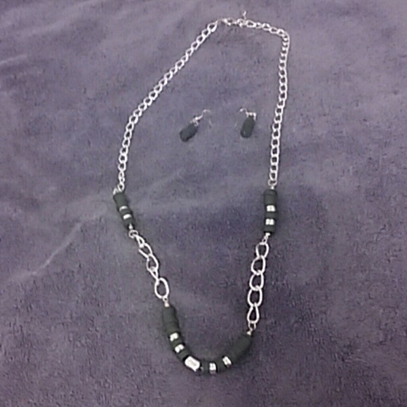 Green and gold statement necklace