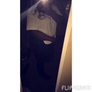 Meet your Posher, Petty