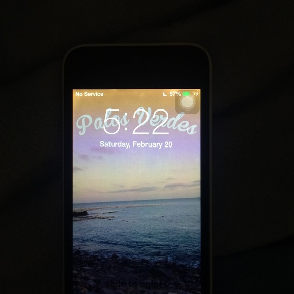 iPhone 5c phone - Picture 2 of 3