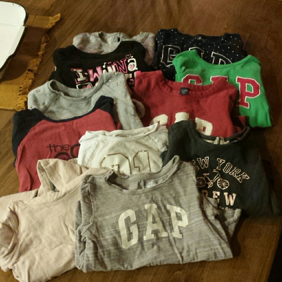 Girls 3t Gap and Oshkosh shirts