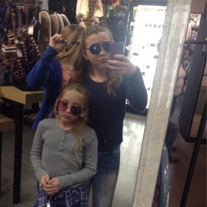 Meet your Posher, Älÿšśä