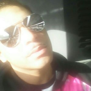 Meet your Posher, Tyrone