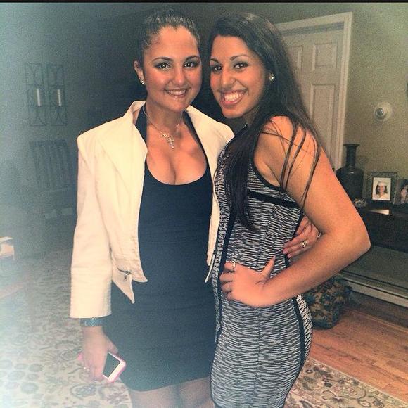 Meet your Posher, Delia