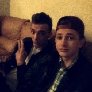 Meet your Posher, Hunter