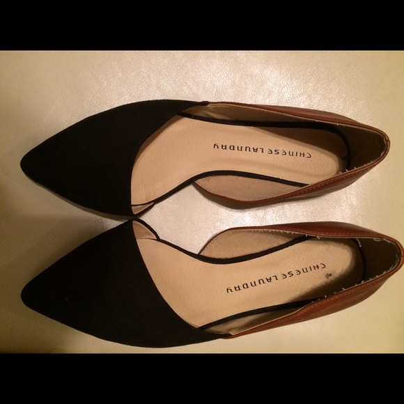 Color blocked Chinese Laundry flats