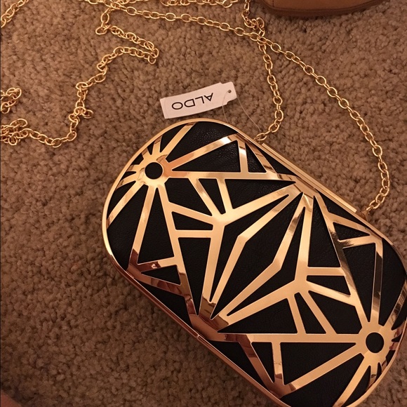 Aldo clutch