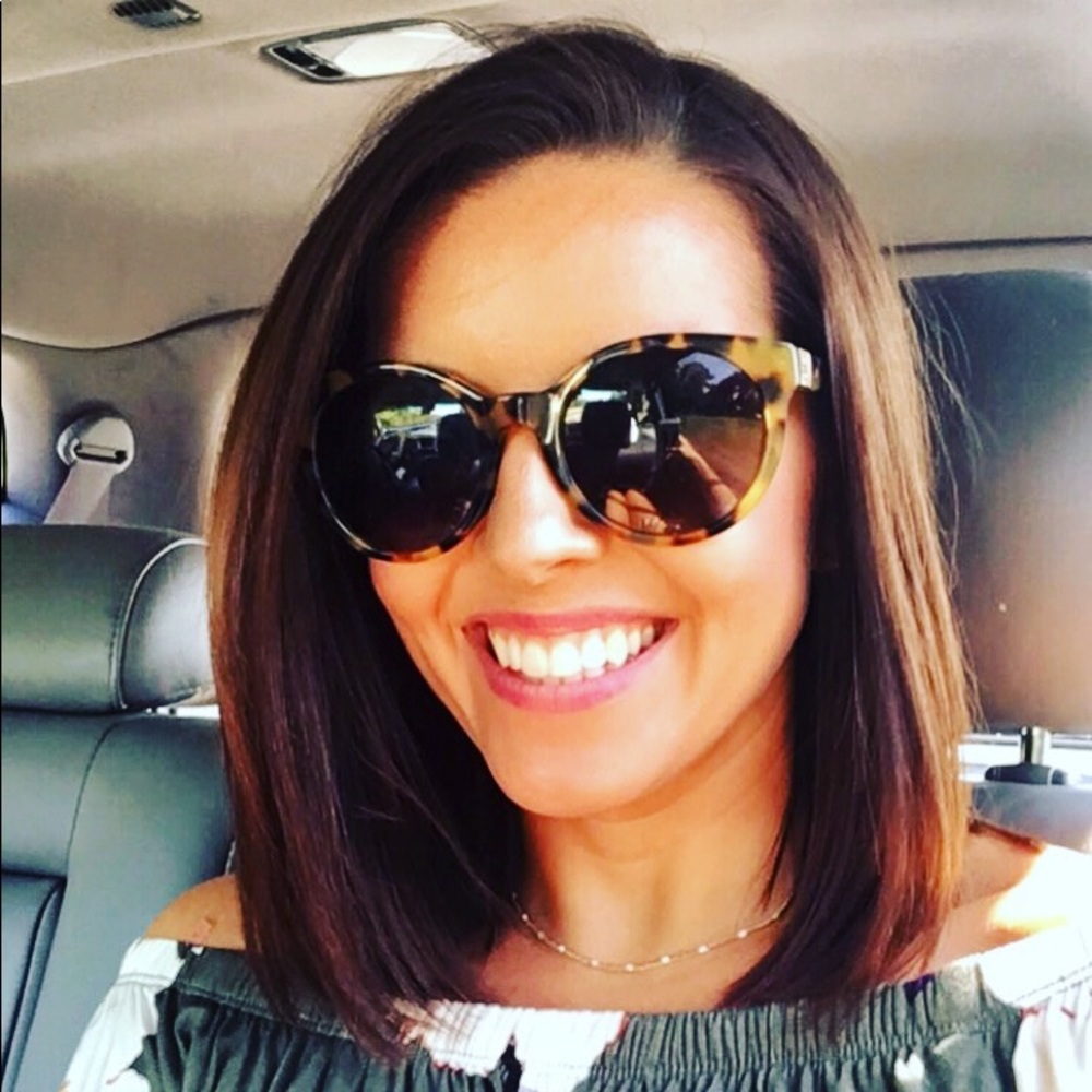 Meet your Posher, Ashley