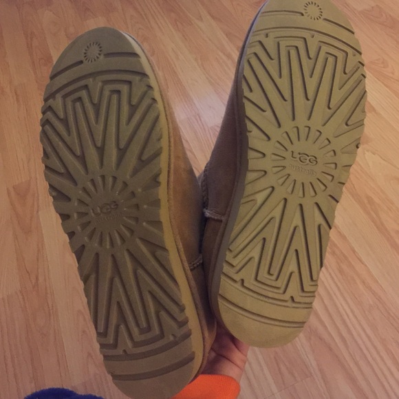 Class short Chestnut UGG boot - Picture 2 of 4