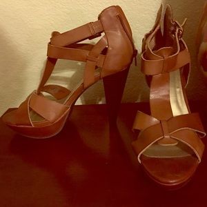 Cute Guess Platform Heels