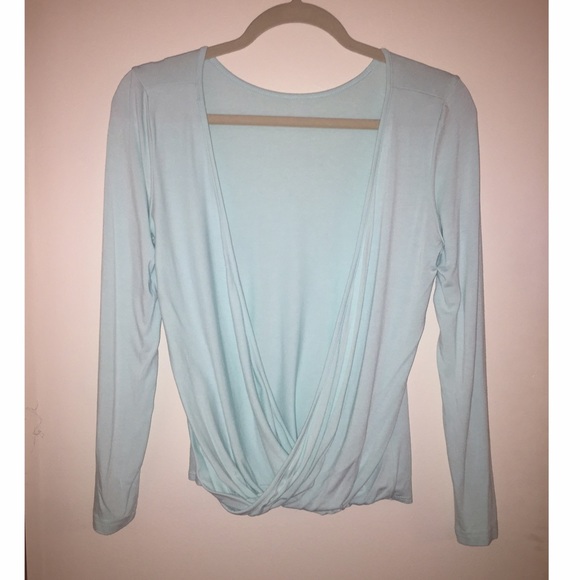 Tobi Tops - Open back shirt✨