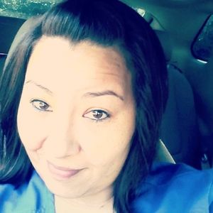 Meet your Posher, Yolanda