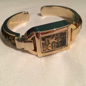 Leopard print watch!