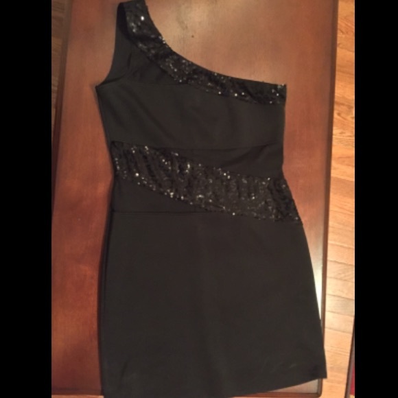 Little black club dress!!