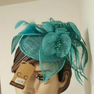 Fascinator hat