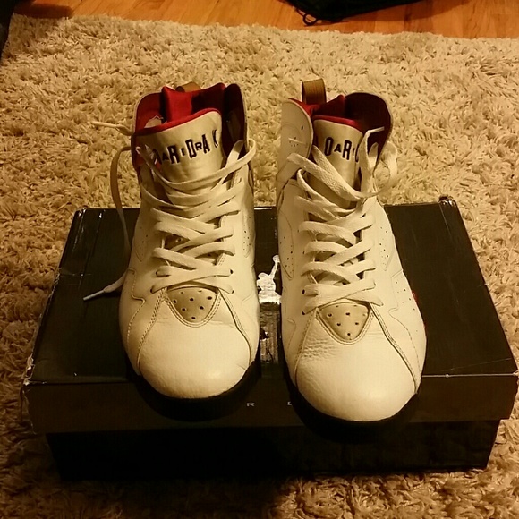 Jordan retro 7s Cardinals - Picture 2 of 4