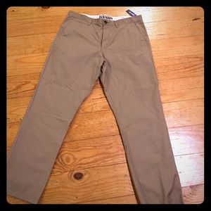 Old Navy khakis men's size 36/30 new