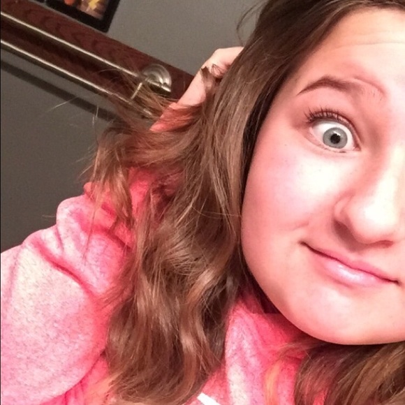 Meet your Posher, Payton - Picture 1 of 1