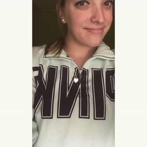 Meet your Posher, Deidra