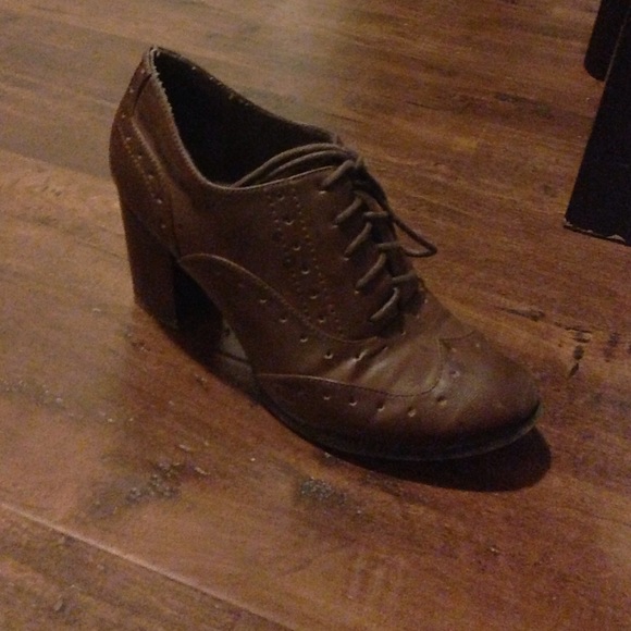 Heeled Brown Oxfords