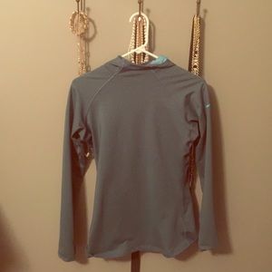 Nike pro hooded running shirt size medium