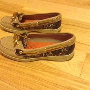 Sperry top-slider