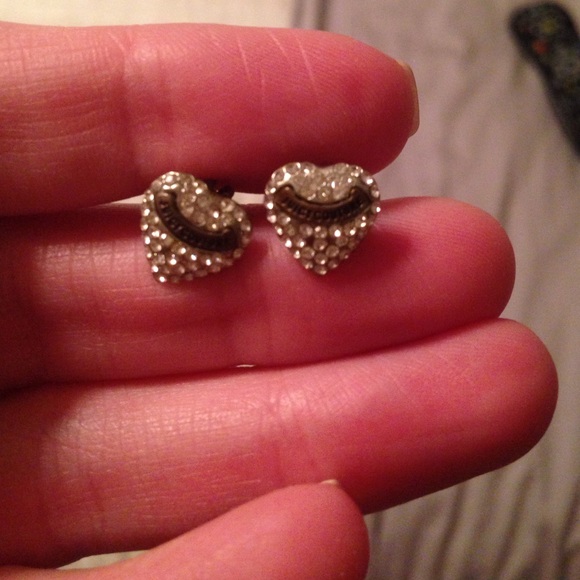 Juicy couture diamond heart earrings