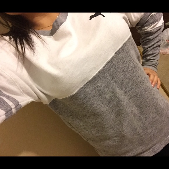 Vs pink crewneck - Picture 2 of 2