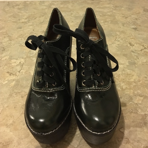 Jeffrey Campbell Tardy Lo Platform Bootie-Green