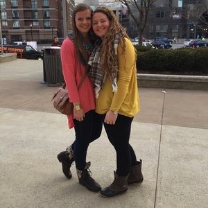 Meet your Posher, Joellen