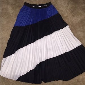 HOLD 4 @Trafam29 Lane Bryant Color Block maxi skrt