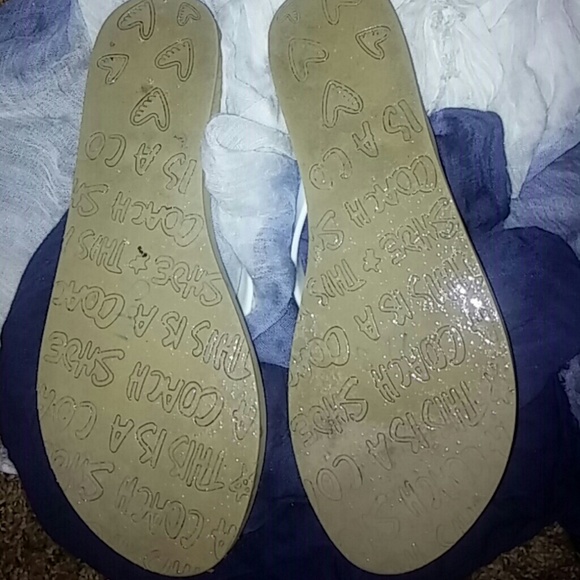 Coach  Thongs - Picture 4 of 4