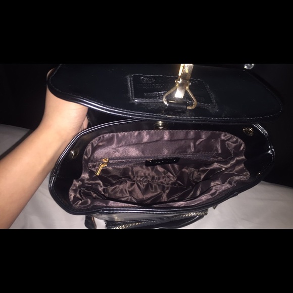 Beautiful black fashion bag!
