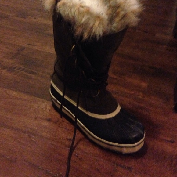 Natural Reflections Snow Boots