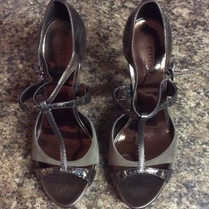 Guess by Marciano brown multi synthetic pumps