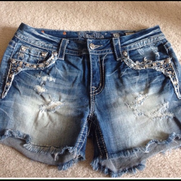Miss Me Jean Shorts from Buckle