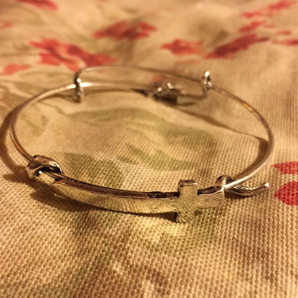 Cross Bracelet