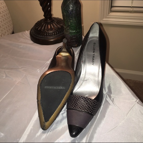 Ellen Tracy Coleen Black/ Gray Leather- Sz 8.5 - Picture 3 of 3