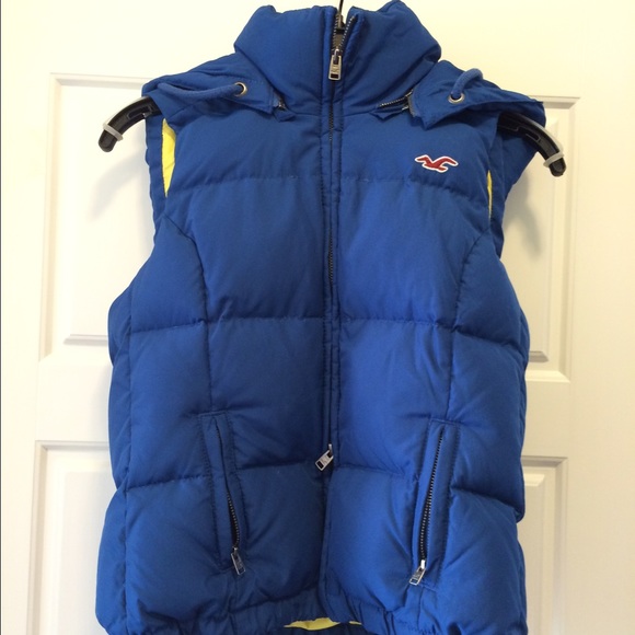 Hollister California puffy vest